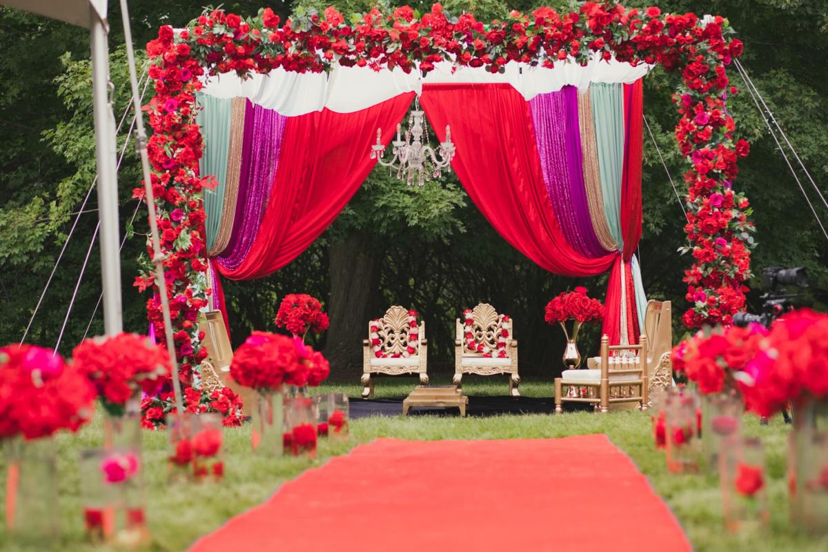 Arboretum West Lawn Wedding Setup